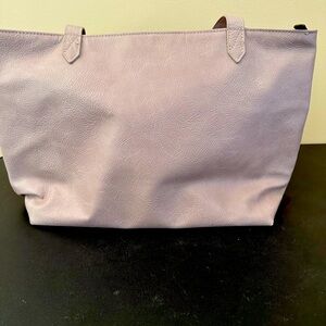 Pebble Leather Purse! Great condition!